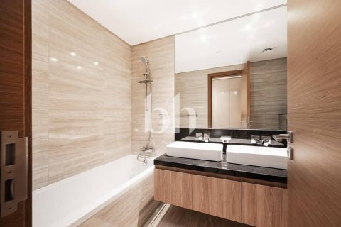 Apartment in Business Bay, Dubai 2 bedrooms, 109 sq.m. № 56488 - photo 12