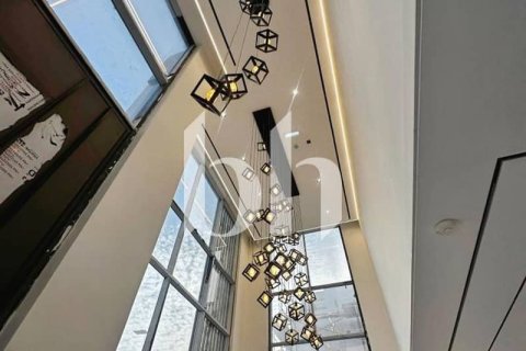 Снять в аренду виллу в Nadd Al Sheba, Дубай: 5 спален, 193м², № 56489 - фото 18