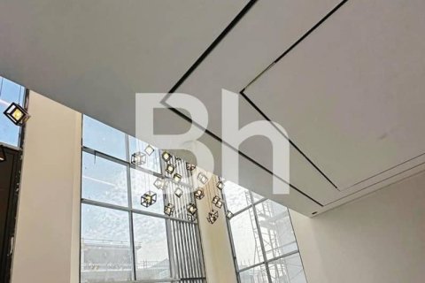 Villa in Nadd Al Sheba, Dubai 5 bedrooms, 193 sq.m. № 56489 - photo 15