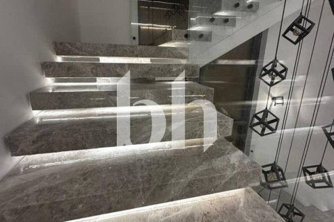 Снять в аренду виллу в Nadd Al Sheba, Дубай: 5 спален, 193м², № 56489 - фото 29