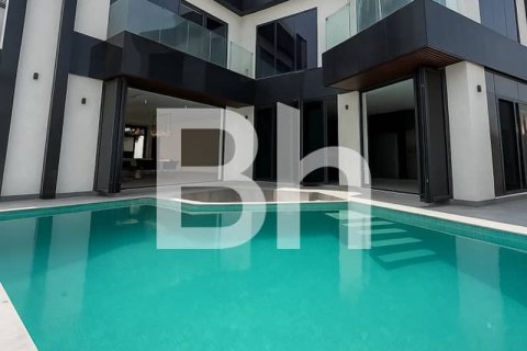 Villa in Nadd Al Sheba, Dubai 5 bedrooms, 193 sq.m. № 56489 - photo 19