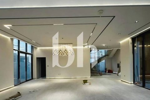 Снять в аренду виллу в Nadd Al Sheba, Дубай: 5 спален, 193м², № 56489 - фото 6