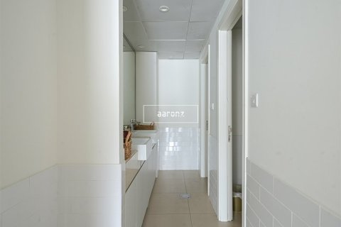 Снять в аренду офис в Джумейра Лейк Тауэрс, Дубай: 107м², № 56182 - фото 5