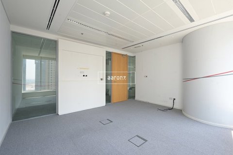 Снять в аренду офис в Джумейра Лейк Тауэрс, Дубай: 107м², № 56182 - фото 8