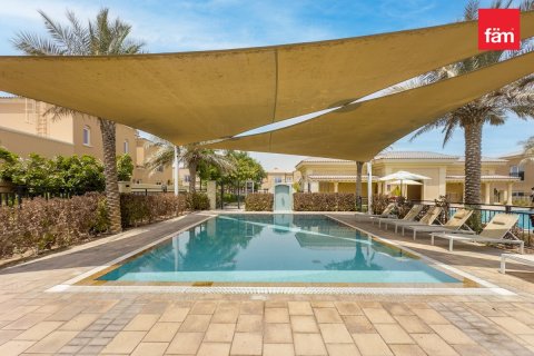 Villa in Dubai 2 bedrooms, 172.5 sq.m. № 52280 - photo 26