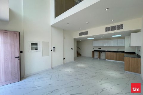 Villa à Dubai, 3 chambres, 105.7 m², № 52273 - photo 1