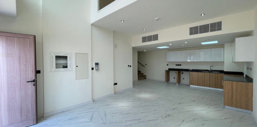 Villa à Dubai, 3 chambres, 105.7 m², № 52273