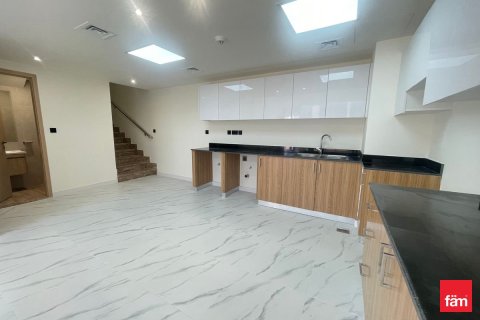 Villa à Dubai, 3 chambres, 105.7 m², № 52273 - photo 7