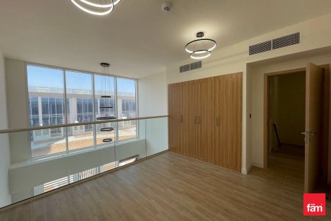 Villa à Dubai, 3 chambres, 105.7 m², № 52273 - photo 10