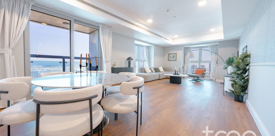 Квартира в Princess Tower, Дубай Марина, Дубай, 3 спальни, 185.71м², № 119796
