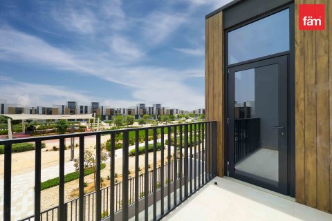 Townhouse in Dubai 3 bedrooms, 168 sq.m. № 10215 - photo 27