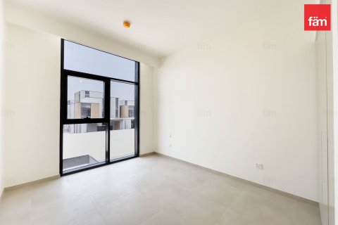 Townhouse in Dubai 3 bedrooms, 168 sq.m. № 10215 - photo 15