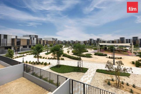 Townhouse in Dubai 3 bedrooms, 168 sq.m. № 10215 - photo 1