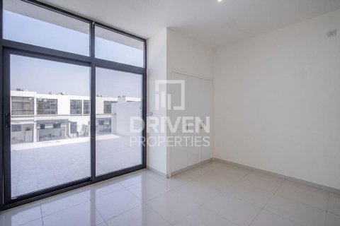 Townhouse in Dubai 3 bedrooms, 151.8 sq.m. № 127581 - photo 12