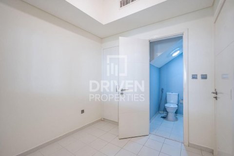 Townhouse in Dubai 3 bedrooms, 151.8 sq.m. № 127581 - photo 13
