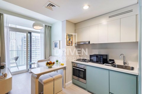 Apartment in Business Bay, Dubai 1 bedroom, 43.76 sq.m. № 127580 - photo 7