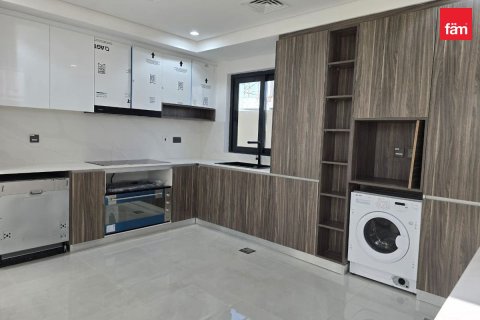 Villa en Dubai, 3 dormitorios, 174.7 m², № 10571 - foto 5