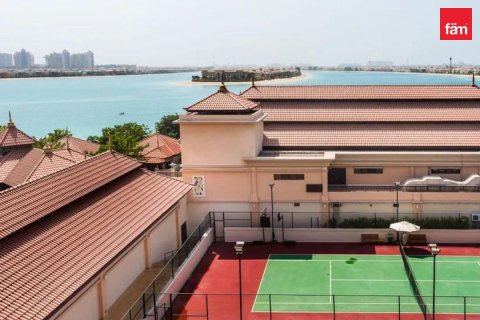 Apartment in Palm Jumeirah, Dubai 49 sq.m. № 10556 - photo 2