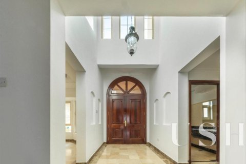 Villa à Jumeirah Islands, Dubai, 4 chambres, 1004 m², № 39216 - photo 1