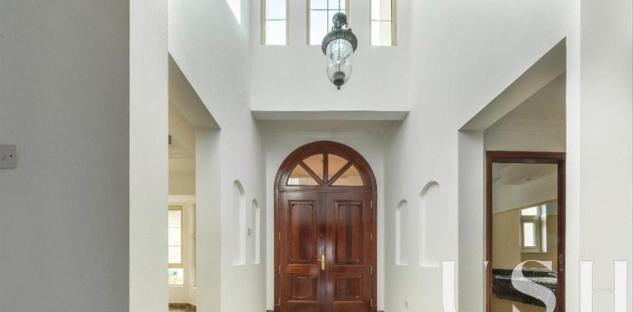 Villa à Jumeirah Islands, Dubai, 4 chambres, 1004 m², № 39216