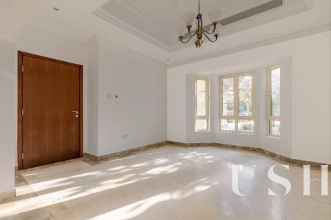 Villa à Jumeirah Islands, Dubai, 4 chambres, 1004 m², № 39216 - photo 17