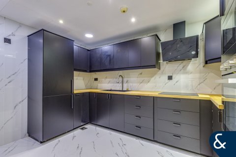 Купить квартиру в Dorra Bay, Дубай Марина, Дубай: 3 спальни, 195м², № 98249 - фото 12