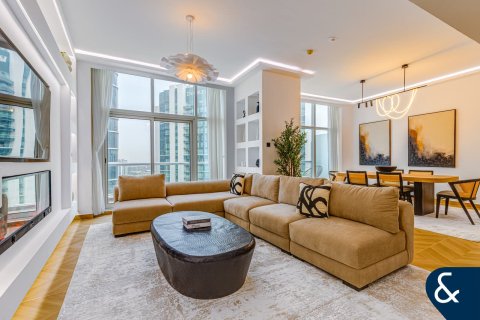 Квартира в Dorra Bay, Дубай Марина, Дубай, 3 спальни, 195м², № 98249
