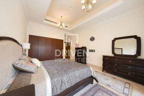 Duplex à The Fairmont Palm Residences, Palm Jumeirah, Dubai, 3 chambres, 636.29 m², № 135845 - photo 9