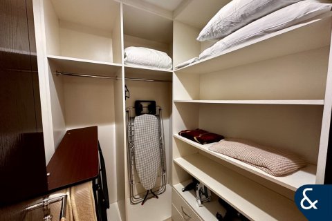 Apartment in Downtown Dubai (Downtown Burj Dubai), Dubai 2 bedrooms, 151 sq.m. № 91336 - photo 8