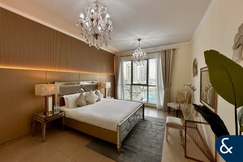 Apartment in Downtown Dubai (Downtown Burj Dubai), Dubai 2 bedrooms, 151 sq.m. № 91336 - photo 6