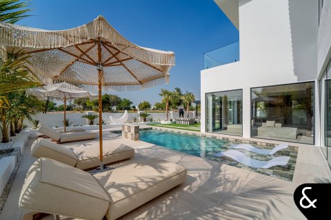 Купить виллу в Fire, Джумейра Гольф Эстейтс, Дубай: 5 спален, 718м², № 91338 - фото 11