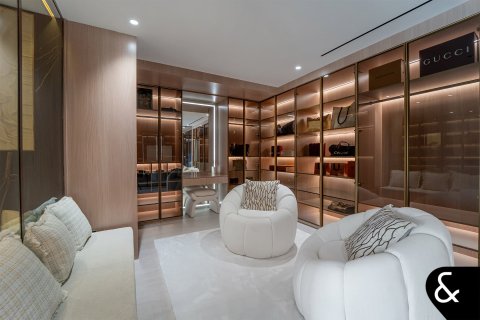 Купить виллу в Fire, Джумейра Гольф Эстейтс, Дубай: 5 спален, 718м², № 91338 - фото 23