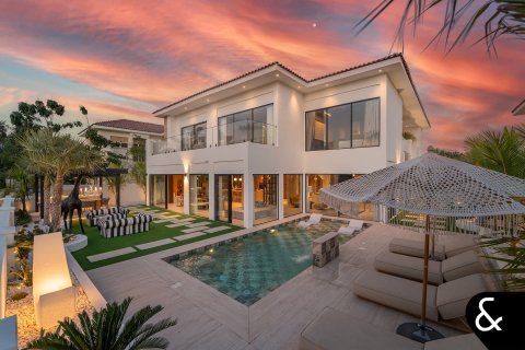 Вилла в Fire, Джумейра Гольф Эстейтс, Дубай, 5 спален, 718м², № 91338