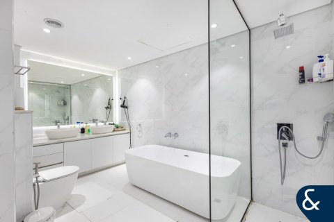 Купить квартиру в Park Towers, DIFC, Дубай: 2 спальни, 131м², № 91340 - фото 12