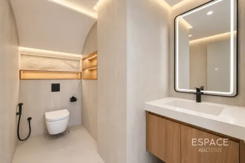 Villa en Regional, Jumeirah Park, Dubai, 3 dormitorios, 334 m², № 122277 - foto 3