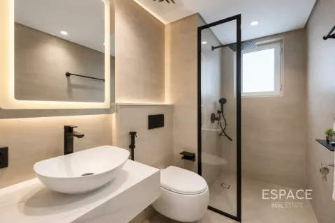 Villa en Regional, Jumeirah Park, Dubai, 3 dormitorios, 334 m², № 122277 - foto 5