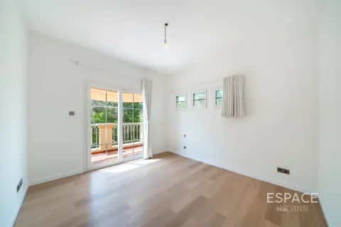 Villa en Springs 12, The Springs, Dubai, 3 dormitorios, 244 m², № 122278 - foto 12