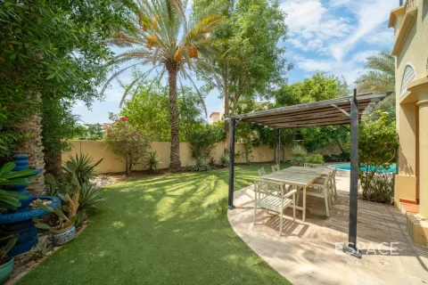 Villa en Springs 12, The Springs, Dubai, 3 dormitorios, 244 m², № 122278 - foto 6