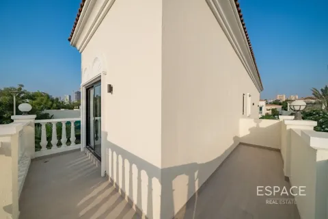 Villa à Jumeirah Village Triangle, Dubai, 4 chambres, 369 m², № 122281 - photo 6