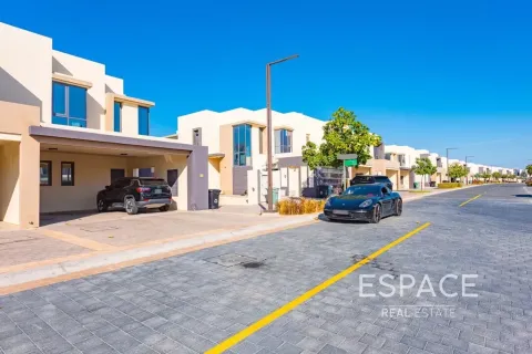 Villa en Dubai Hills Estate, Dubai, 4 dormitorios, 229 m², № 122280 - foto 9