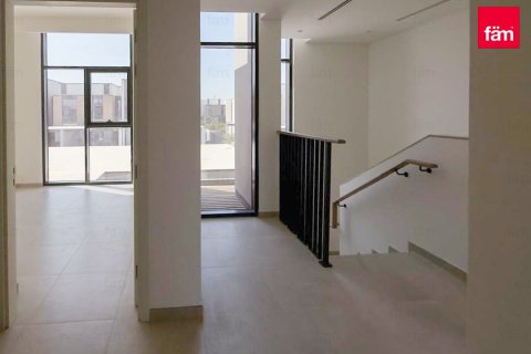 Villa en Dubai, 3 dormitorios, 176.3 m², № 55745 - foto 4