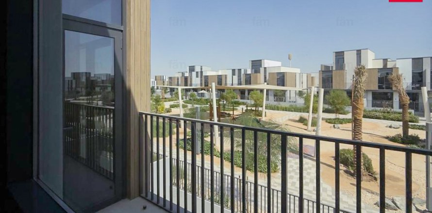 Villa en Dubai, 3 dormitorios, 176.3 m², № 55745