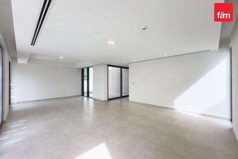 Villa in Dubai 4 bedrooms, 504.7 sq.m. № 50142 - photo 2