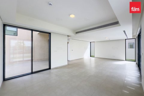 Villa in Dubai 4 bedrooms, 504.7 sq.m. № 50142 - photo 5