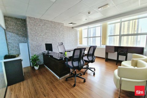 Office in Dubai 164.5 sq.m. № 50149 - photo 11