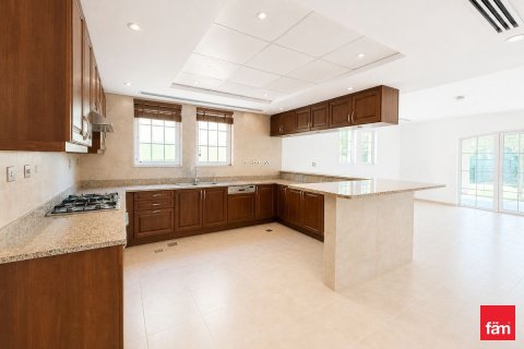Villa en Jumeirah Park, Dubai, 4 dormitorios, 741.1 m², № 114334 - foto 8