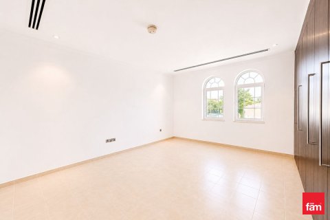 Villa en Jumeirah Park, Dubai, 4 dormitorios, 741.1 m², № 114334 - foto 9