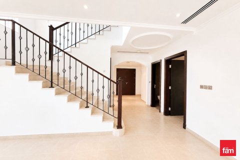 Villa en Jumeirah Park, Dubai, 4 dormitorios, 741.1 m², № 114334 - foto 5
