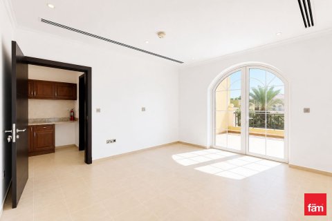 Villa en Jumeirah Park, Dubai, 4 dormitorios, 741.1 m², № 114334 - foto 7