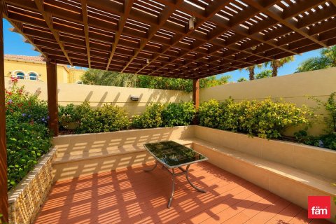 Villa en Jumeirah Park, Dubai, 4 dormitorios, 741.1 m², № 114334 - foto 16